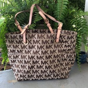 Michael Kors tote